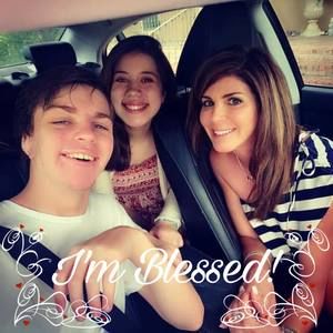 Meet your Posher, Leslie